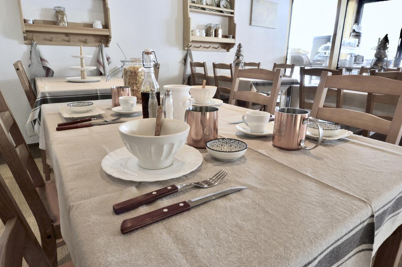 Aparthotel Ambiente Umhausen Zewnętrze zdjęcie